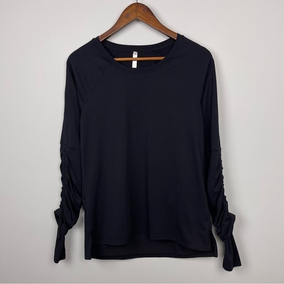 Fabletics Cashel Adjustable Sleeve Crewneck Long Sleeve Top Black - Picture 4 of 8